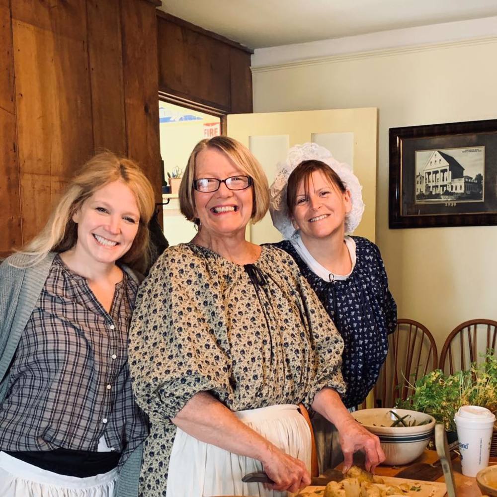 Meet your Posher, Carla